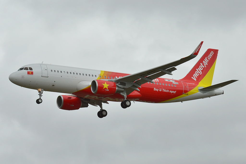 Vietjet air equipaje Clearance