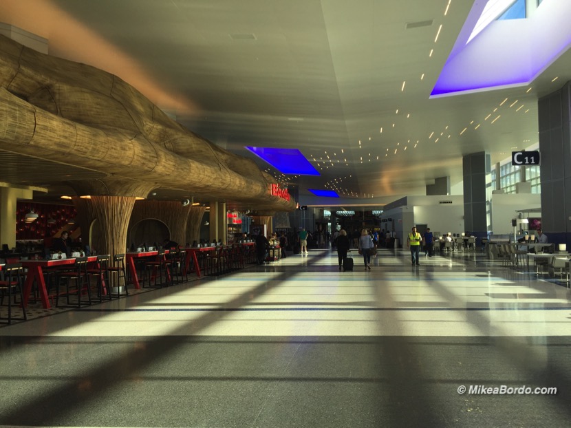 New Terminal C Open IAH Houston Nueva Terminal13 Mike A Bordo