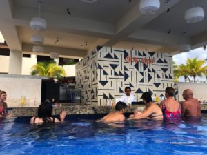 Hyatt Ziva Cancun All Inclusive Review Dolphins Recomendaciones Cancun-18